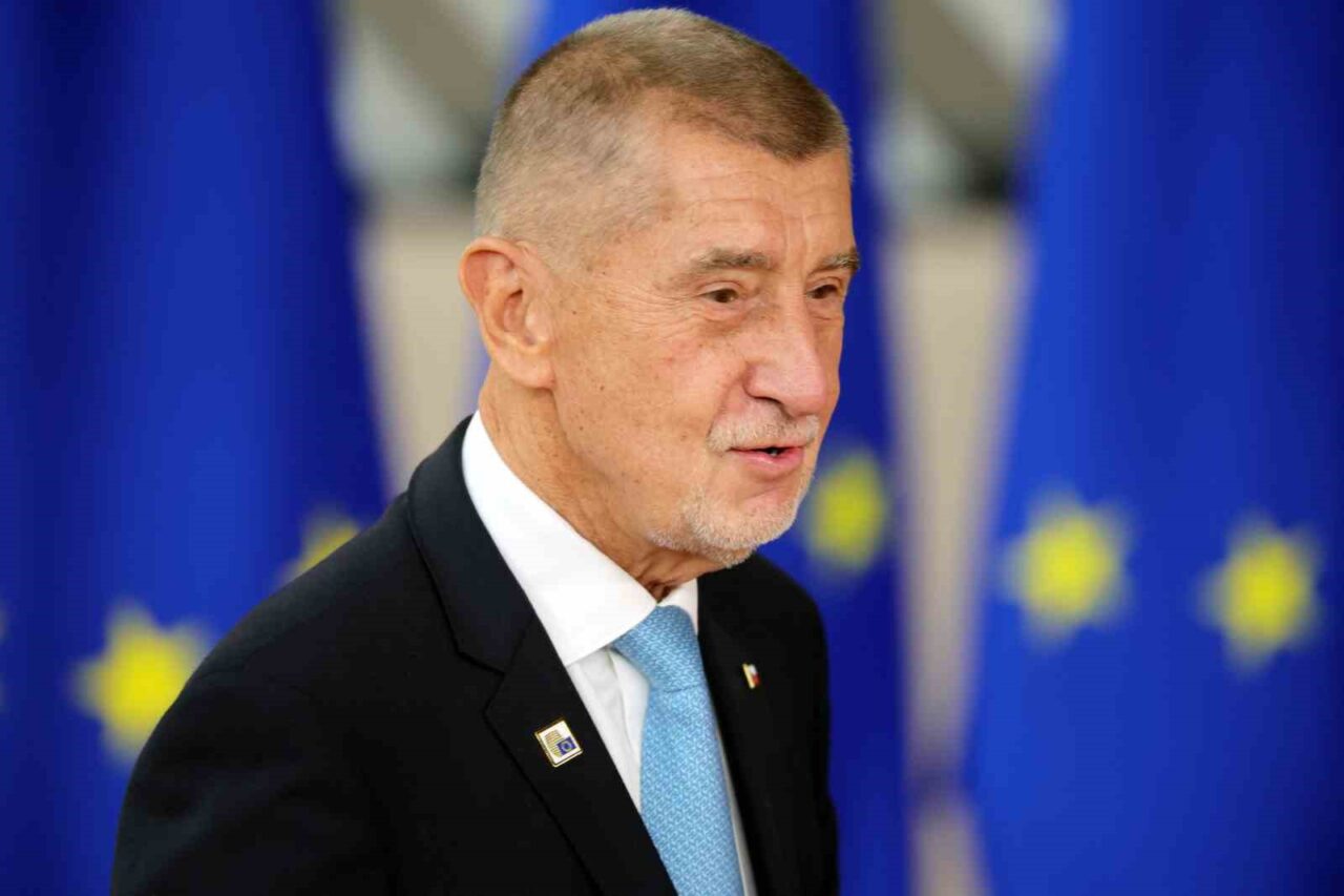 Çekya Başbakanı Babis: “Trump, Putin ile bir ticari anlaşma yaparak fiilen bize ihanet etti”