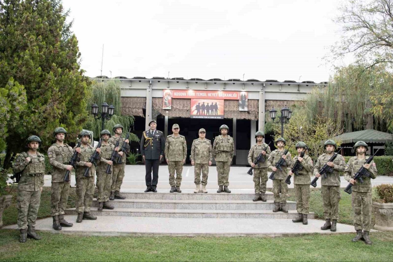 Genelkurmay Başkanı Bayraktaroğlu, Kosova konuşlu Türk Temsil Heyet Başkanlığı’nda